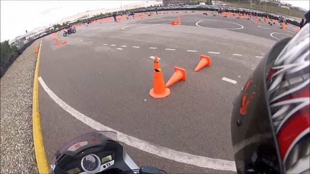 Honda CBF1000 Güvenli Sürüş Eğitimi 3 - GS3 Bölüm 1 смотреть онлайн