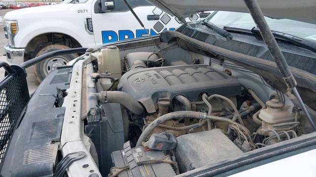 Toyota 3UR-FE 5.7L V8 32 Valve Gas Regular Unleaded 3UR-FE motor sound of 2014 Tundra 2Wd Truck... смотреть онлайн