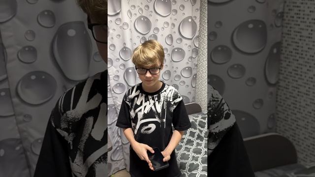 Пошутил над сыном смотреть онлайн