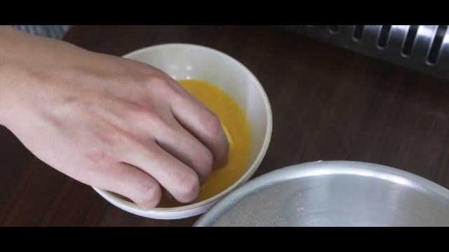 Korean Pan-Fried Tofu: Dubu Buchim (두부부침 만들기) смотреть онлайн