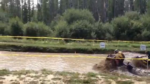 Grizzly 778 VS Can Am 800 Darwell Quad Wars смотреть онлайн