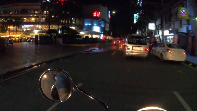 Road Time : Kymco Blue, Land Cruiser And ADV 150 - GX014583 20dec