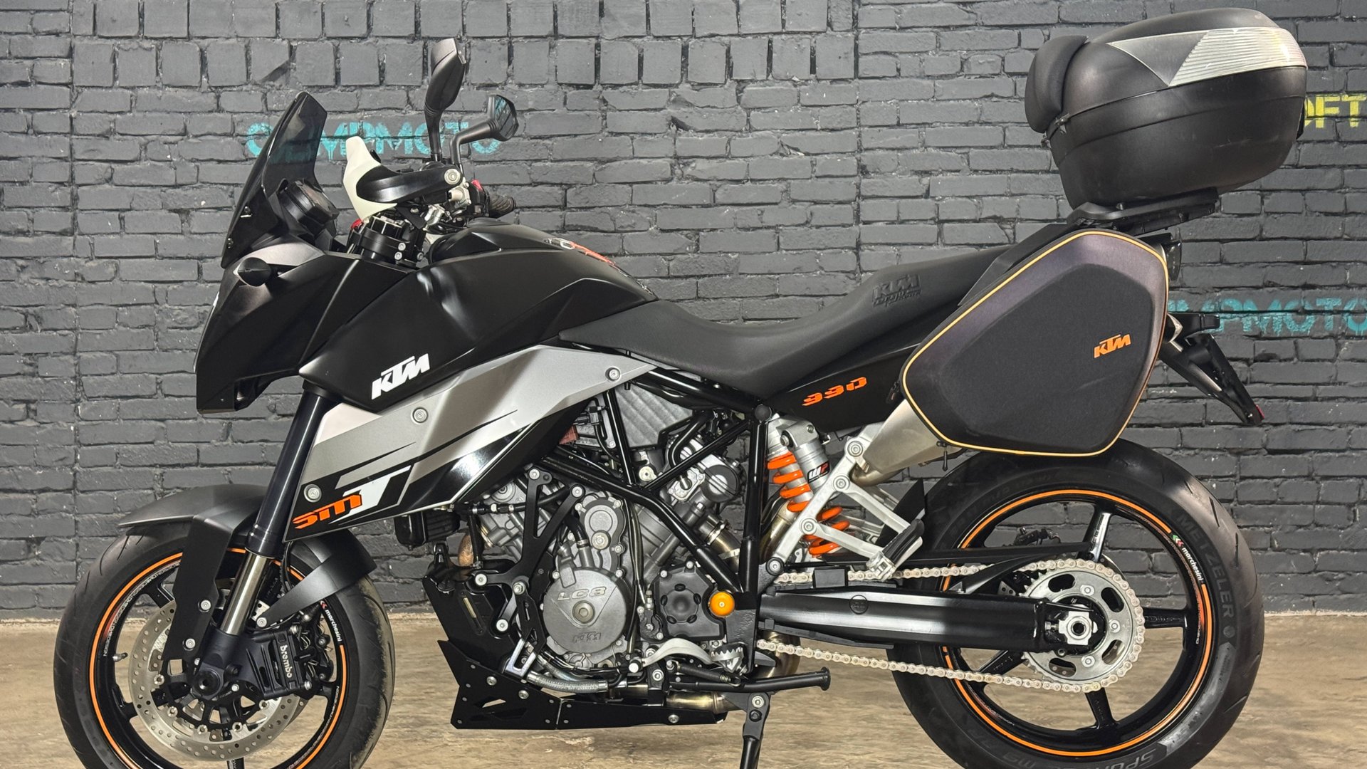 KTM 990 смотреть онлайн