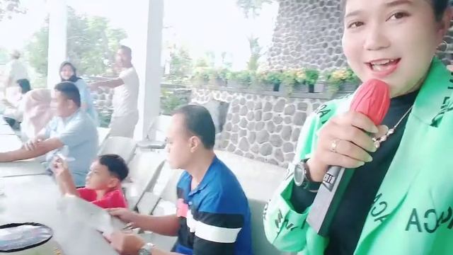 Buih jadi permadani /Keseruan Ultah big bos yora frozen & fresh (1) смотреть онлайн