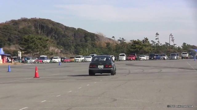 【 Classic Car Gymkhana 】 Toyota Sprinter Trueno TE27 1本目カメラ2 【 第50回SHCCミーティング 】 смотреть онлайн