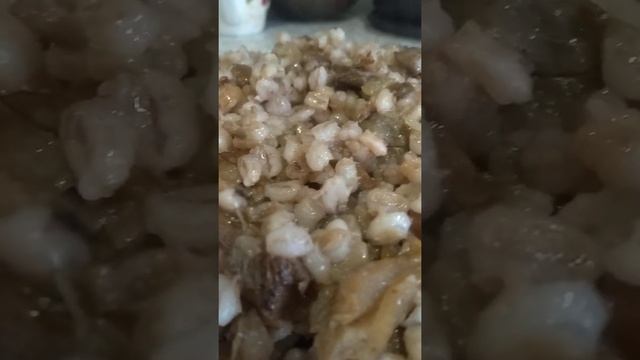 Каша перловая с грибами. смотреть онлайн