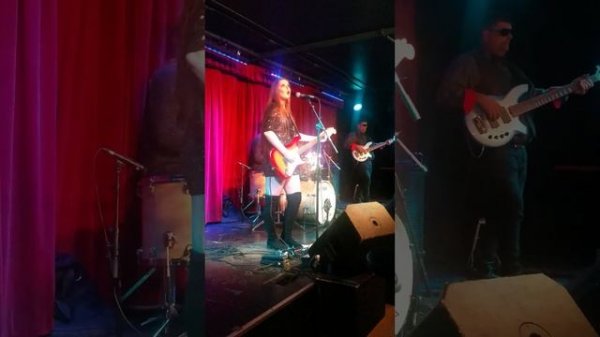 Ally Venable Band.....Bisquit and Blues, S.F.