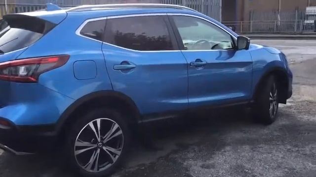 VIVID BLUE NISSAN QASHQAI HATCHBACK 1.2 DiG-T N-Connecta 5dr