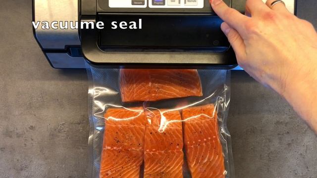 Sous Vide Salmon with green pea puree || Cу-вид лосось смотреть онлайн