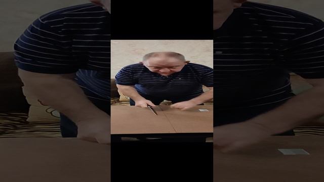 Упаковочный картон хлебным ножом!! смотреть онлайн