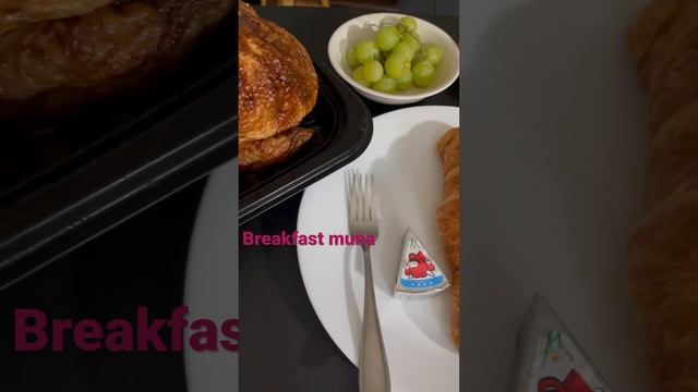 Breakfast time /Shorts/ Claire Piol смотреть онлайн