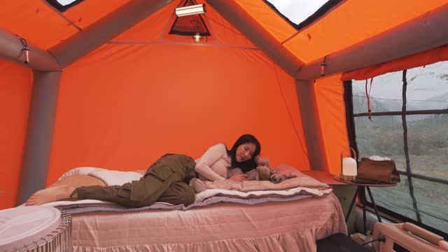 Лагерь в дождь