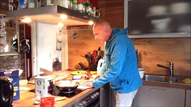 Farfalle - Schmetterlingsnudeln - mit Tomaten. Was koche ich heute? Resteverwertung! смотреть онлайн