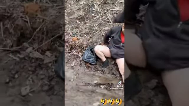Заминировали тапок палкой 🤣🤣🤣 смотреть онлайн