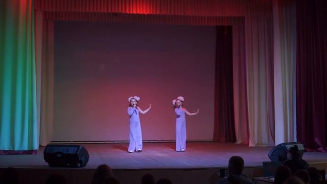 Моисеева Анастасия и Моисеева Альбина - Половинки смотреть онлайн