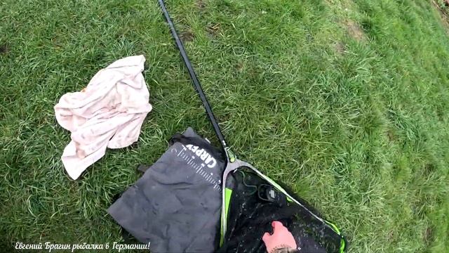 На рыбалке с дядей Витей без битвы ни как, он рвёт и мечет! смотреть онлайн