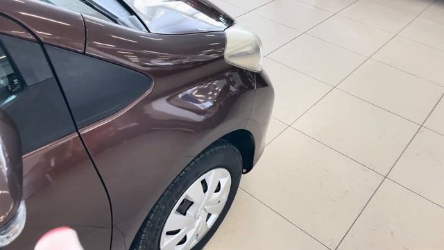 Toyota Vitz, 2013 год смотреть онлайн