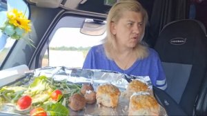 Просто поедим , готовлюсь к икре,Mukbang & LoraUSA.