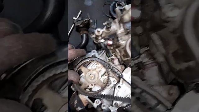 MITSUBISHI MONTERO 3.0L ГРМ РЕМЕНЬ ВЫСТОВЛЯЕМ МЕТКИ