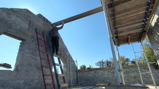Дом из керамзитобетона. Заключительная часть по литым фронтонам. смотреть онлайн