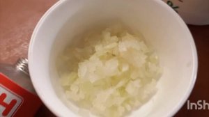 Салат оливье по- новому: с окороком и грушей нэши.
Кроме того в нем очень вкусная заправка