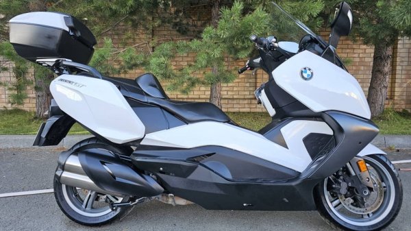 Видеообзор BMW C650GT 2018
