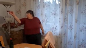 ГЕРМАНИЯ🇩🇪.УКРАИНСКИЕ🇺🇦БЕЖЕНЦЫ.ЛАРИСА УПРЯМАЯ ДО НЕМОГУ😡😡😡.ВЕШАЕМ ГАРДИНЫ И РУГАЕМСЯ.