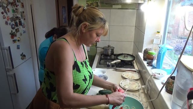 влог,завтрак, субботник, трудотерапия, по Шаповаловски, коля оля шаповаловы, 5 10 19 смотреть онлайн