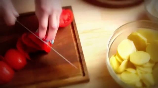 Мясо по-французски с картошкой и чесноком!