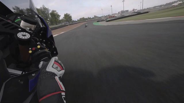 HORRIFYING CRASH! MV Agusta F4 Vs Honda CBR 1000RR