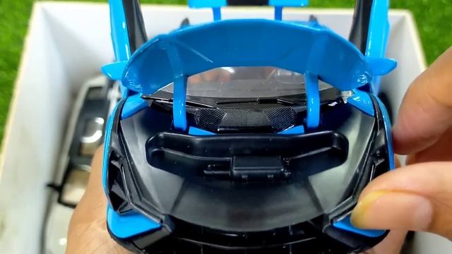 Box full of Mini EV, Supra, Jeep, DHL, Rolls Royce, Lexus LM300h, Bugatti, Police car ... смотреть онлайн