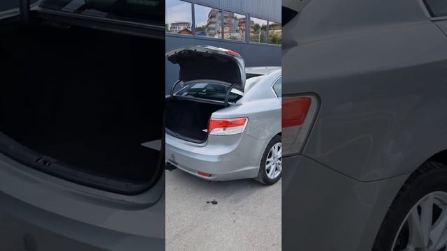 Toyota Avensis , седан смотреть онлайн