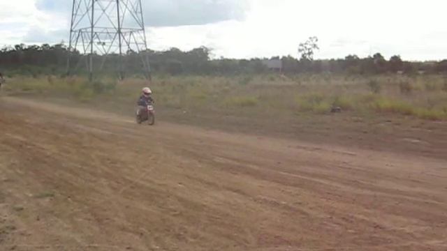 QR50 flat out смотреть онлайн