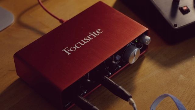 Recording Comparison [Scarlett 2i2 GEN2 / SSL 2+] with MONTAGE 7 смотреть онлайн