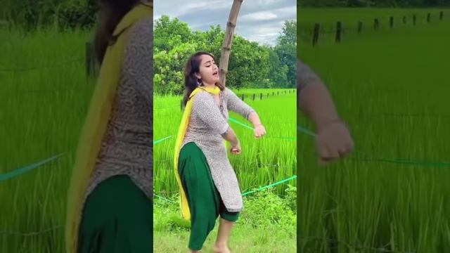 Indian Young Girl Hot Dance At Home смотреть онлайн
