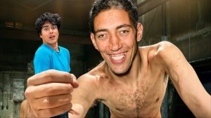 Самый высокий мужчина в мире против самой низкой женщины!