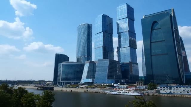 Moscow City TimeLapse HD смотреть онлайн
