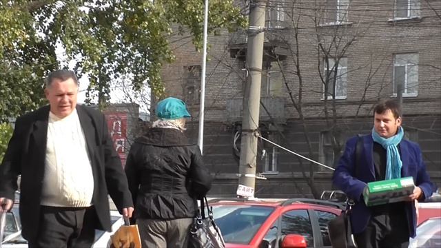 Кража у бездомного [Социальный Эксперимент] / Stealing From The Homeless [Social Experiment] смотреть онлайн