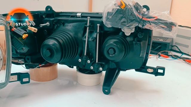 Toyota Land Cruiser 80 светодиодный тюнинг комплект фар от Ledstudio