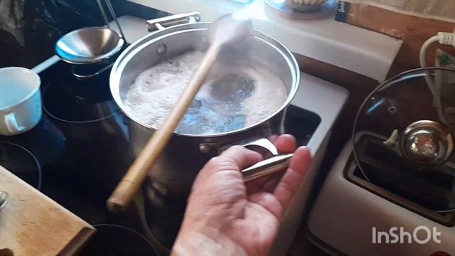 Жизнь в загородном 🏡доме в Сибирской деревне/Первый 🍅🥒урожай 2024/Летний вкусный борщ🥣. #video #vlo