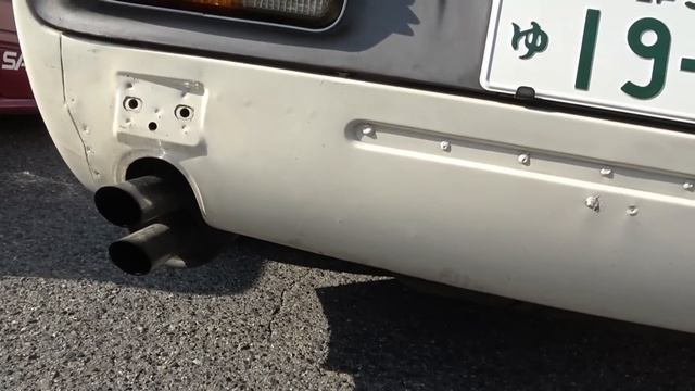 【旧車】戦闘的な240ZGワークス仕様 ヒッパリタイヤがシブすぎる極上ノンレストアのS30Z【1970 NISSAN FAIRLADY Z-L】 смотреть онлайн