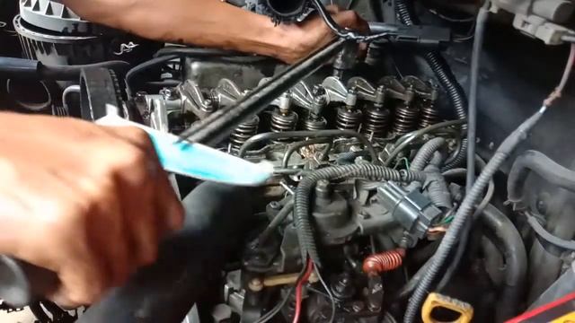 cylinder head bolt retorque смотреть онлайн
