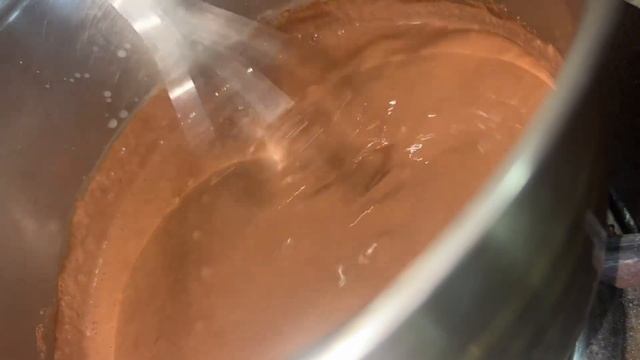 Шоколадный десерт! Без крахмала,желатина и сливок! смотреть онлайн