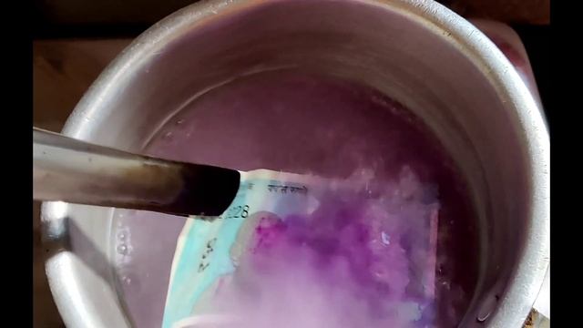 रंग लगे नोटों को साफ करने का एकमात्र सही तरीका || How To Remove Holi, Haldi Colours From Note смотреть онлайн
