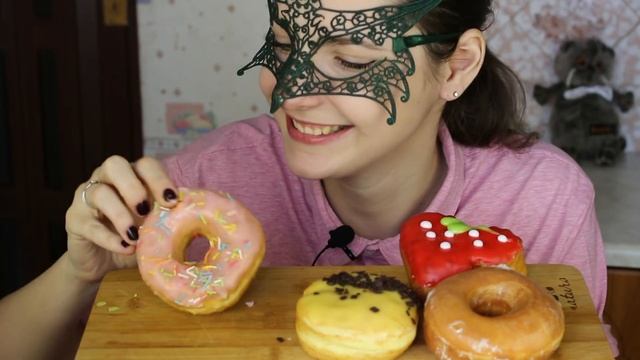 АСМР Пончики Данкин Донатс/ASMR Mukbang Dunkin DONUTS 甜甜圈 도넛