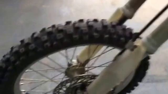 Honda CRF 250 R смотреть онлайн