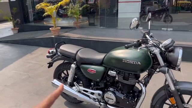 Honda Hness Cb 350 Review 2023 |Royal Enfield Classic ki Takkar??😱 смотреть онлайн