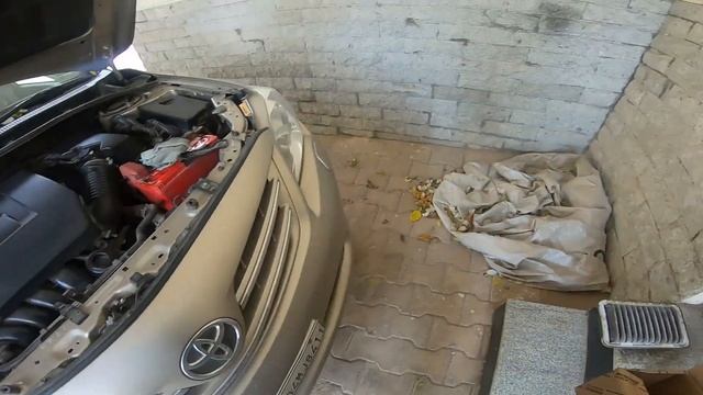 Replacement of Engine Air Filter | Cabin Air Filter | Toyota Corolla Altis 1.8 2012 & Above смотреть онлайн