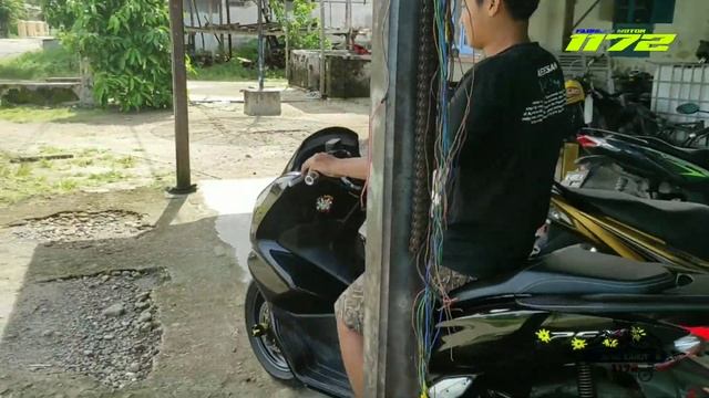 UPGRADE HONDA PCX /VARIO150 DONGKRAK TENAGA PCX 150 bikin NGACIIIR pakai roller Suzuki spin ori смотреть онлайн