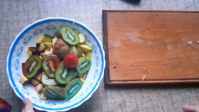 Фруктовый салат смотреть онлайн